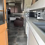 Costas Court * 利马索尔