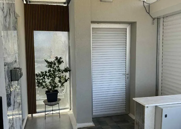 Costas Court * Lemesos